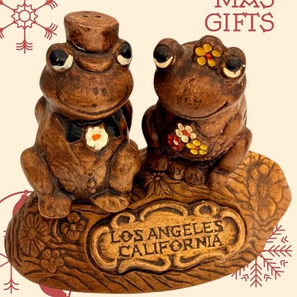 Frogs On A Log Los Angeles California Salt And Pepper Shaker Set Treasure Craft - Picture 1 of 15